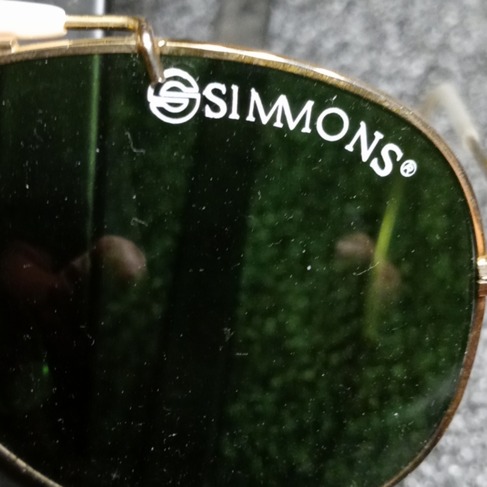 Sunglasses - Picture 2 of 4